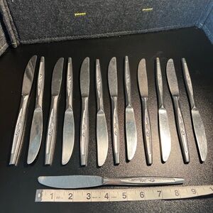 Lot of 13 VINTAGE Carlton Stainless Steel Flatware Dinner Knives Woodcrest Japan